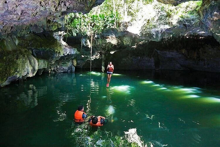 Jeep Adventure to Mayan Caves, Cenote and Snorkel 3